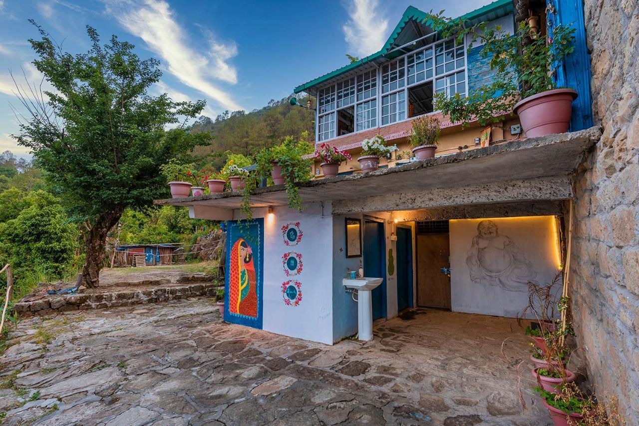 Vista Hostel Jeolikote, Nainital Patwa Dunga Kültér fotó