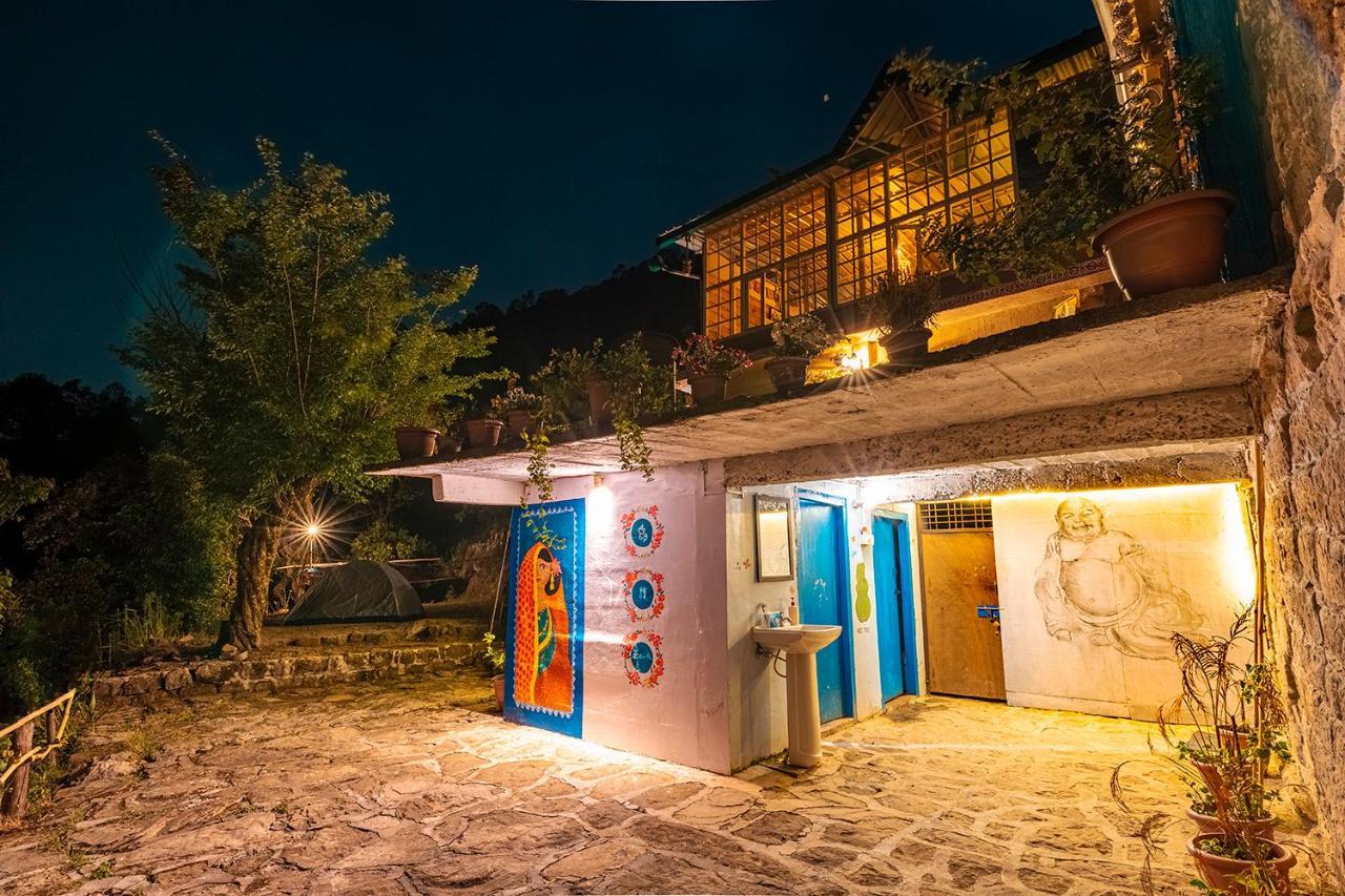 Vista Hostel Jeolikote, Nainital Patwa Dunga Kültér fotó