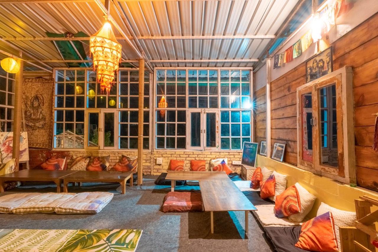 Vista Hostel Jeolikote, Nainital Patwa Dunga Kültér fotó