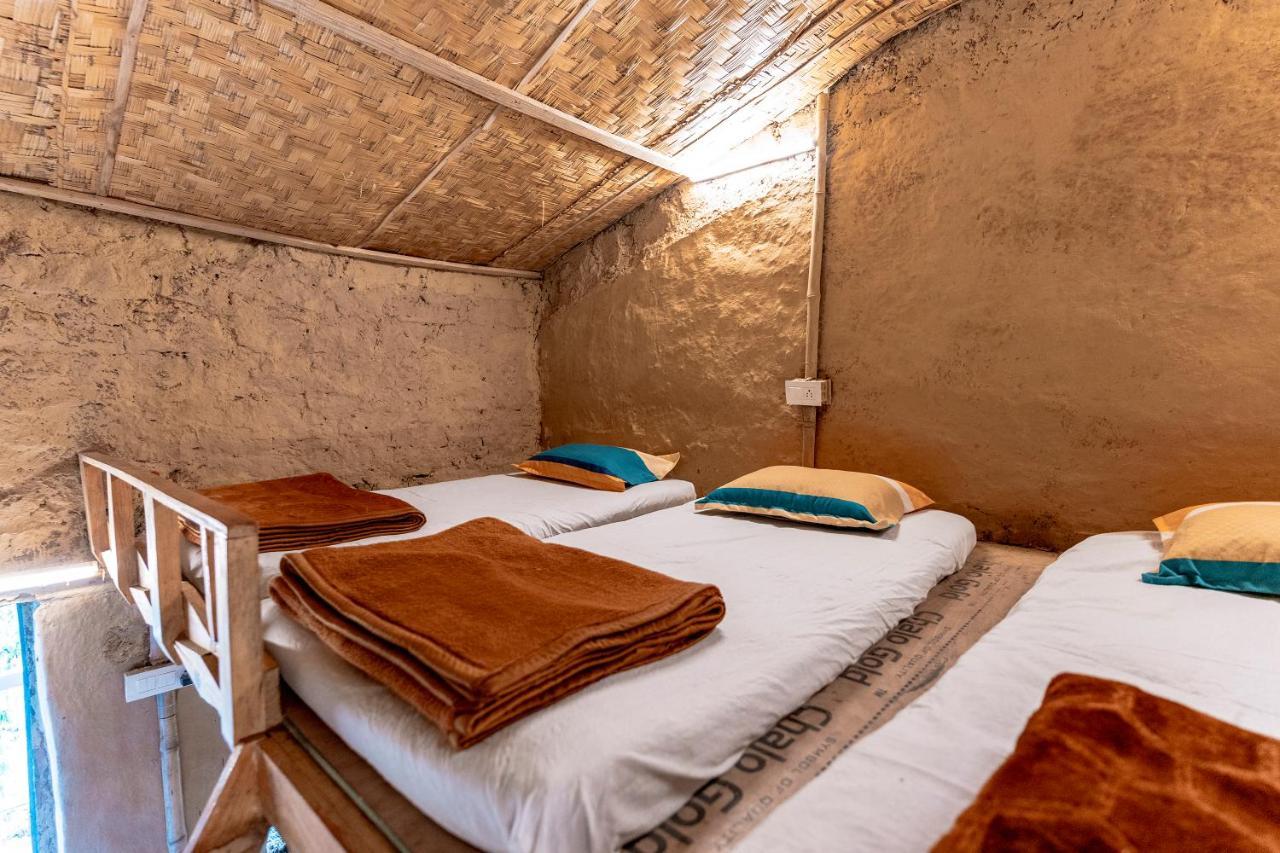 Vista Hostel Jeolikote, Nainital Patwa Dunga Kültér fotó
