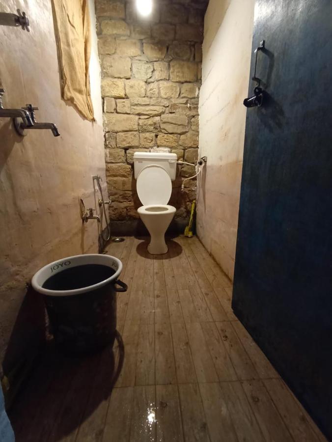 Vista Hostel Jeolikote, Nainital Patwa Dunga Kültér fotó