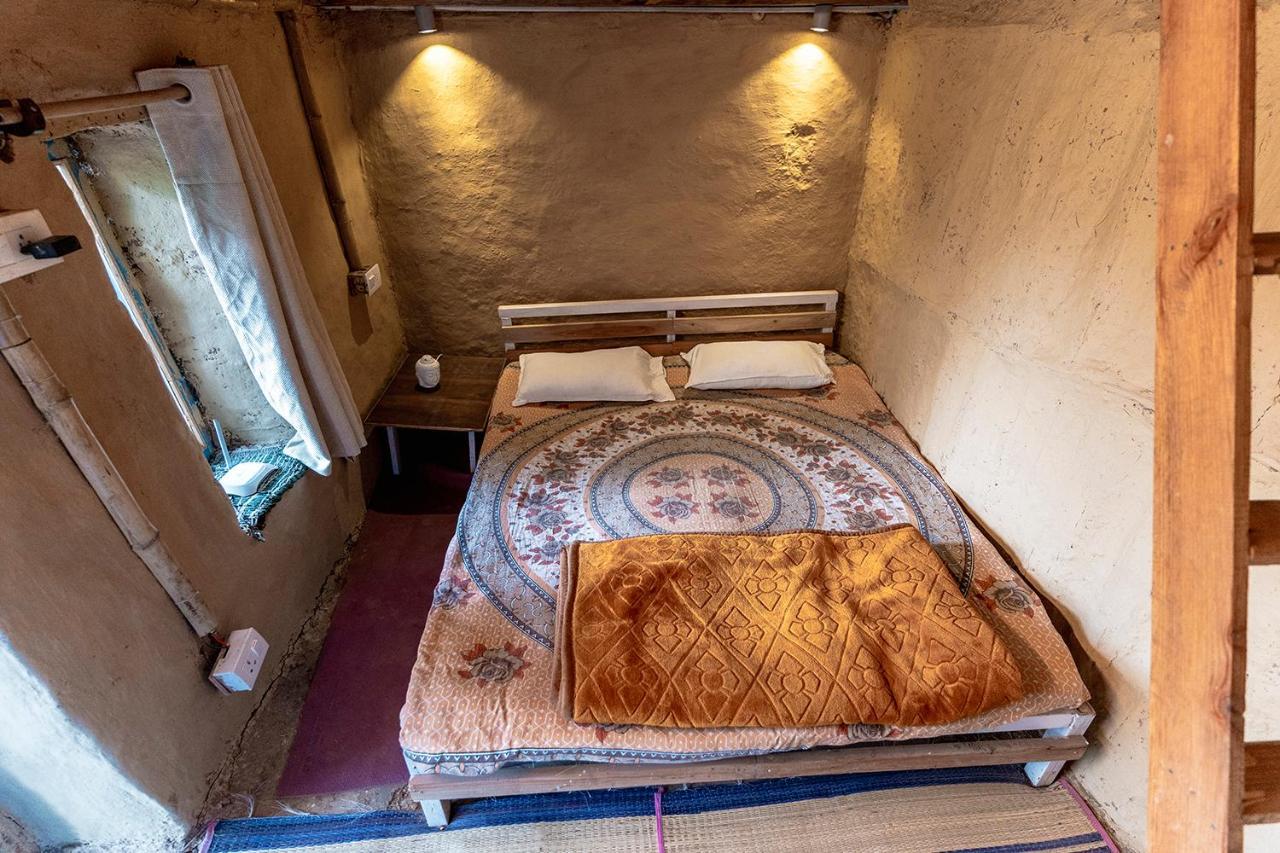 Vista Hostel Jeolikote, Nainital Patwa Dunga Kültér fotó